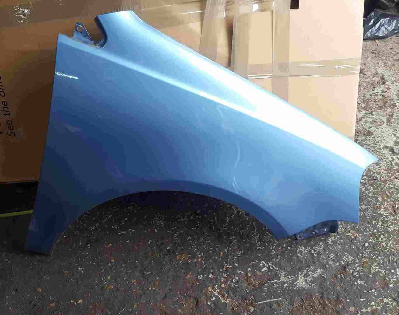 Volkswagen Polo 9N3 2006-2008 Drivers OS Wing Blue LA5R