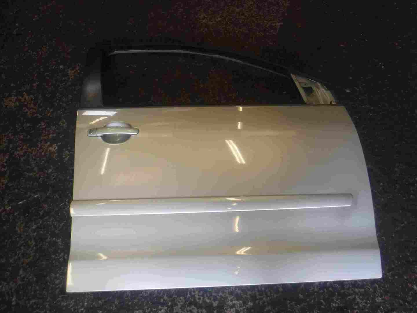 Volkswagen Polo 9N3 2006-2008 Drivers OSF Front Door Silver LP7X 5door