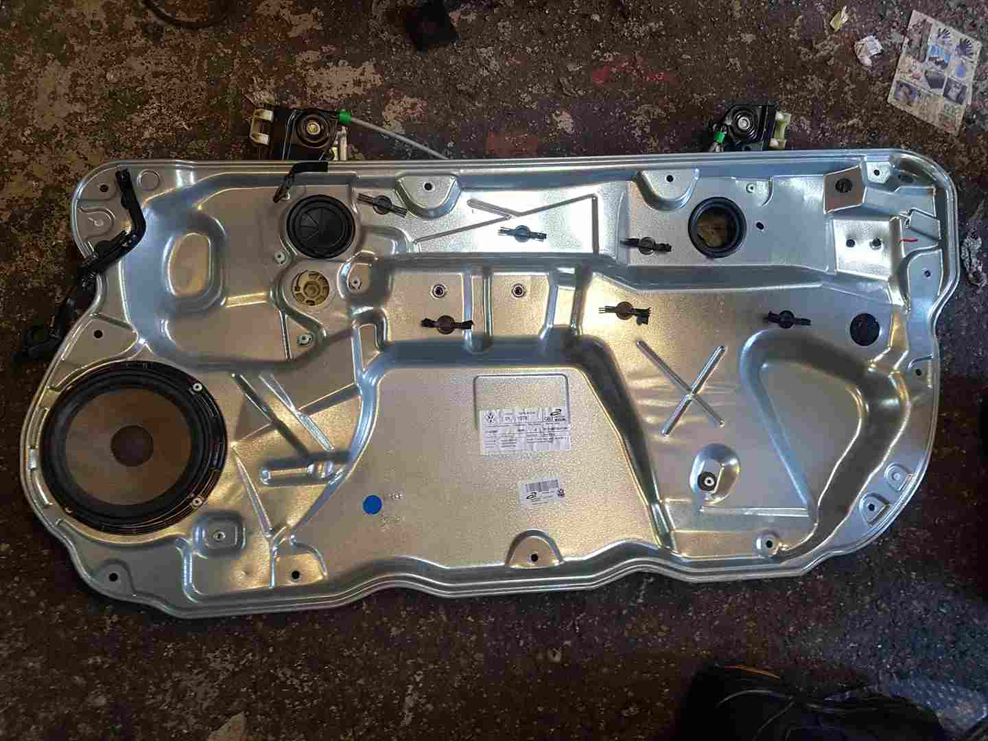 Volkswagen Polo 9N3 2006-2008 Drivers OSF Front Window Regulator 3Dr Electric