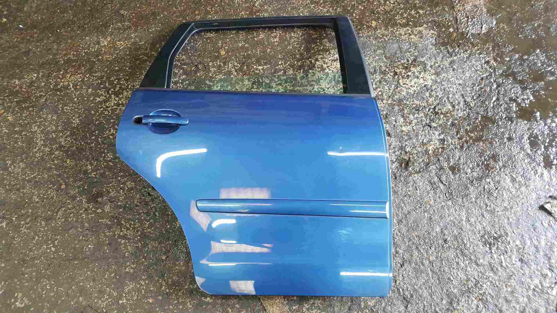 Volkswagen Polo 9N3 2006-2008 Drivers OSR Rear Blue LA5K