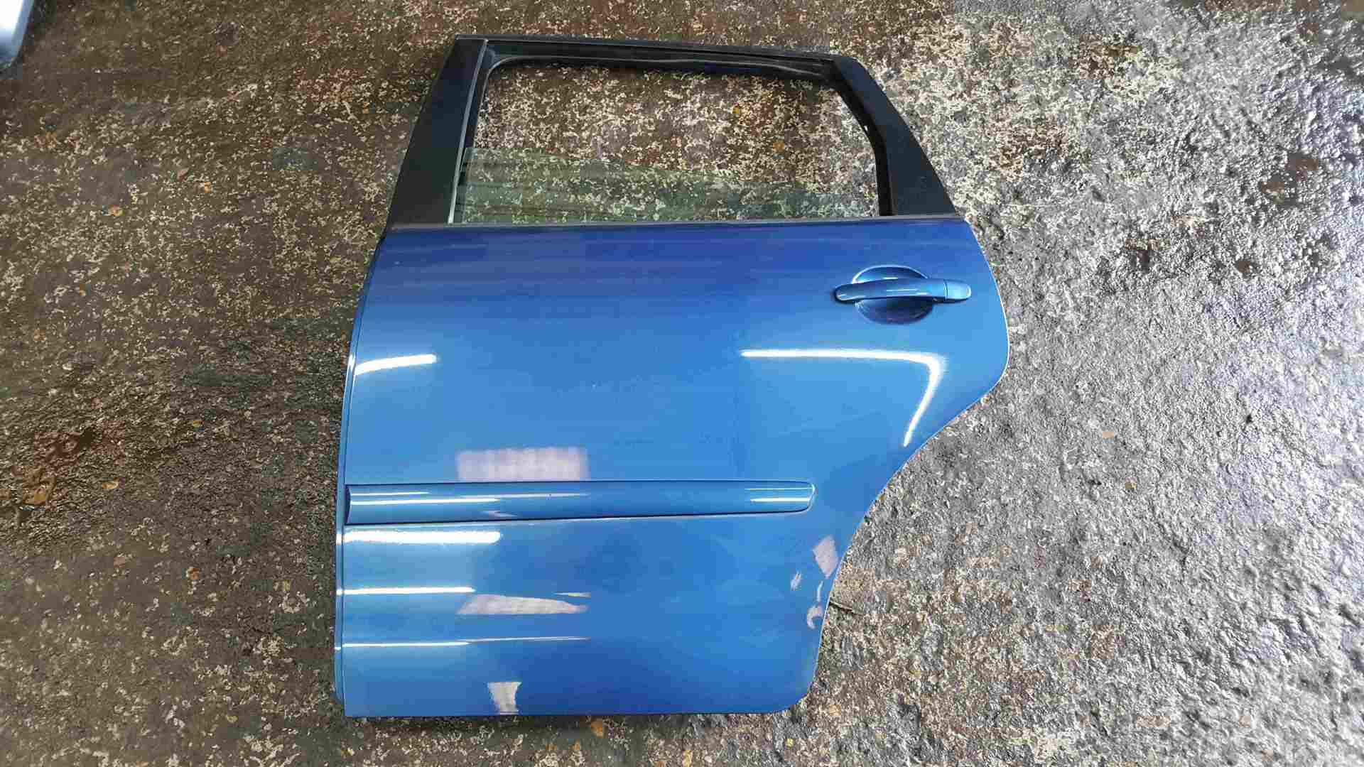Volkswagen Polo 9N3 2006-2008 Passenger NSR Rear Blue LA5K