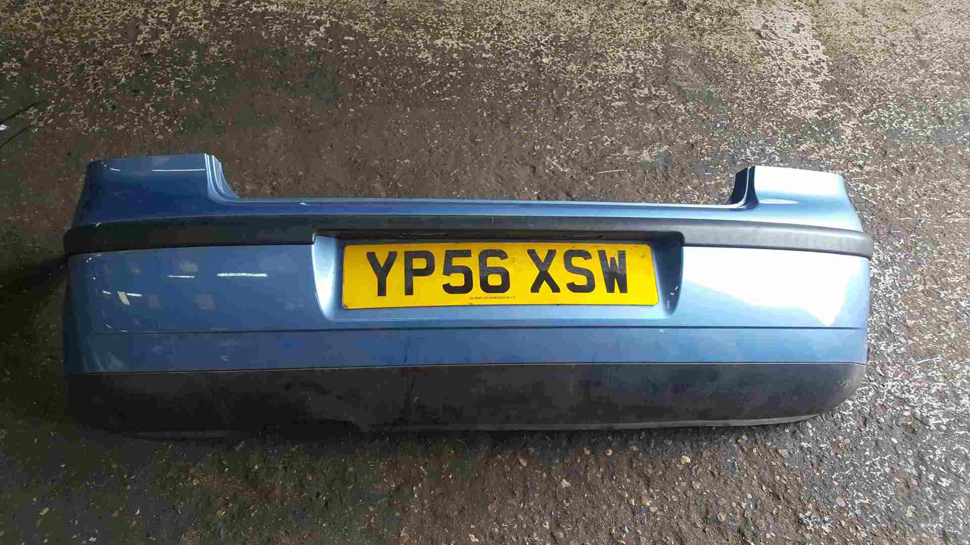 Volkswagen Polo 9N3 2006-2008 Rear Bumper Blue LA5R