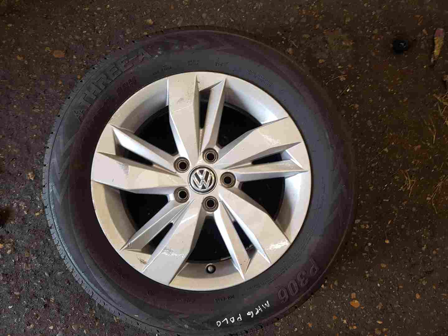 Volkswagen Polo MK6 2017-2023 Alloy Wheel + Tyre 185 65 15 6Mm 2G0601025n 4/5