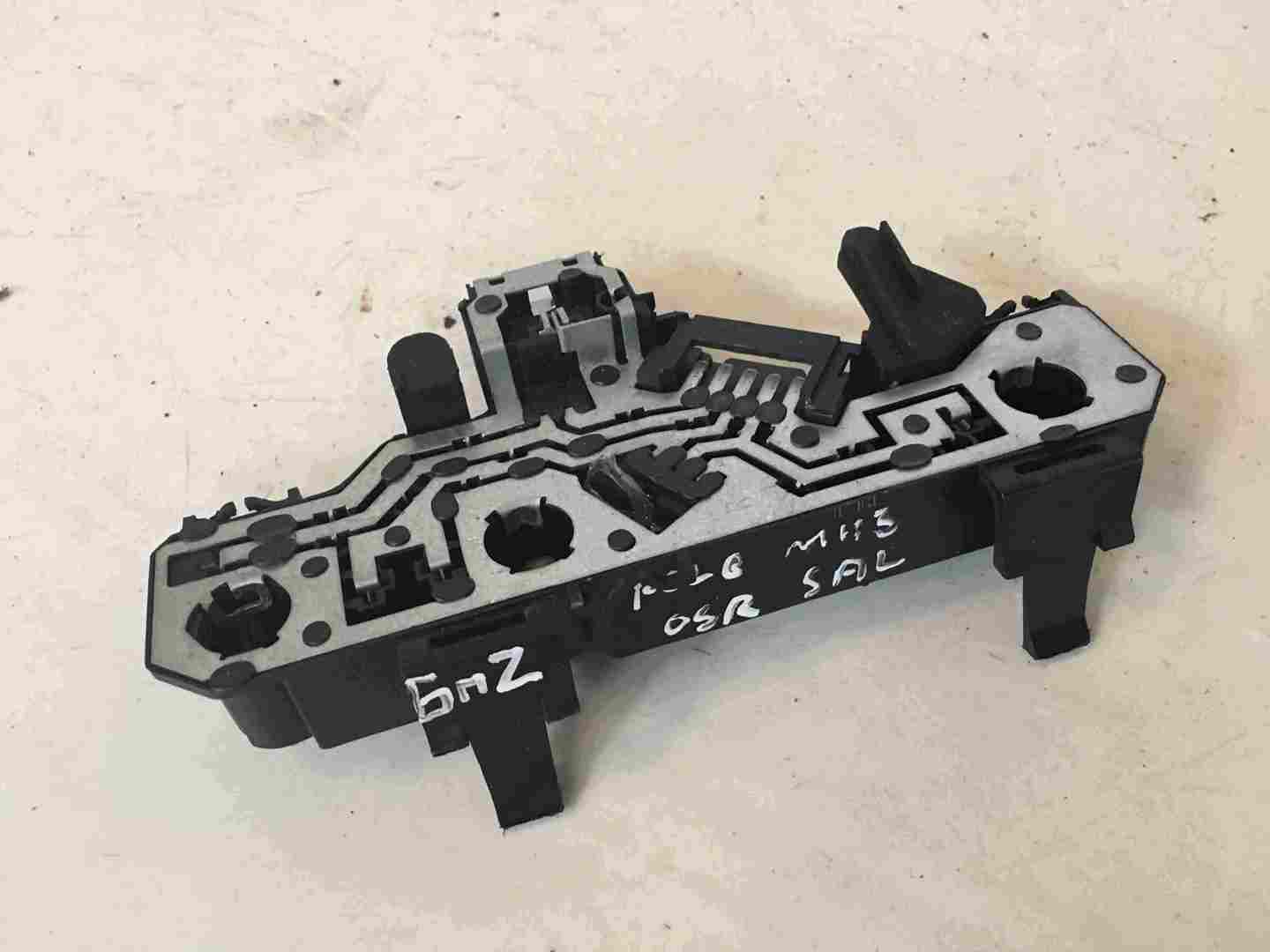 Volkswagen Polo Saloon 6N2 1999-2003 Drivers OSR Rear Bulb Holder