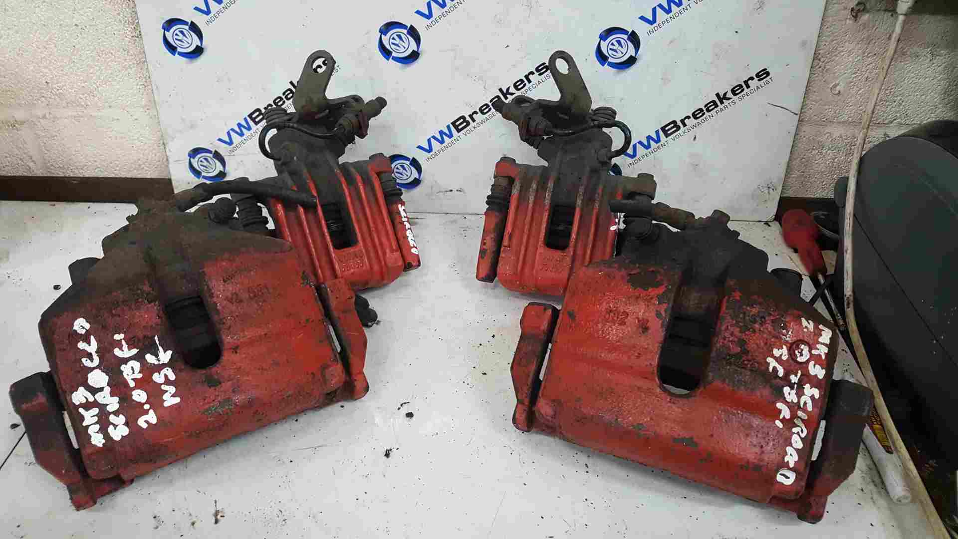 Volkswagen Scirocco 2008-2014 2.0 TFSI Passenger RED Brake Caliper SET