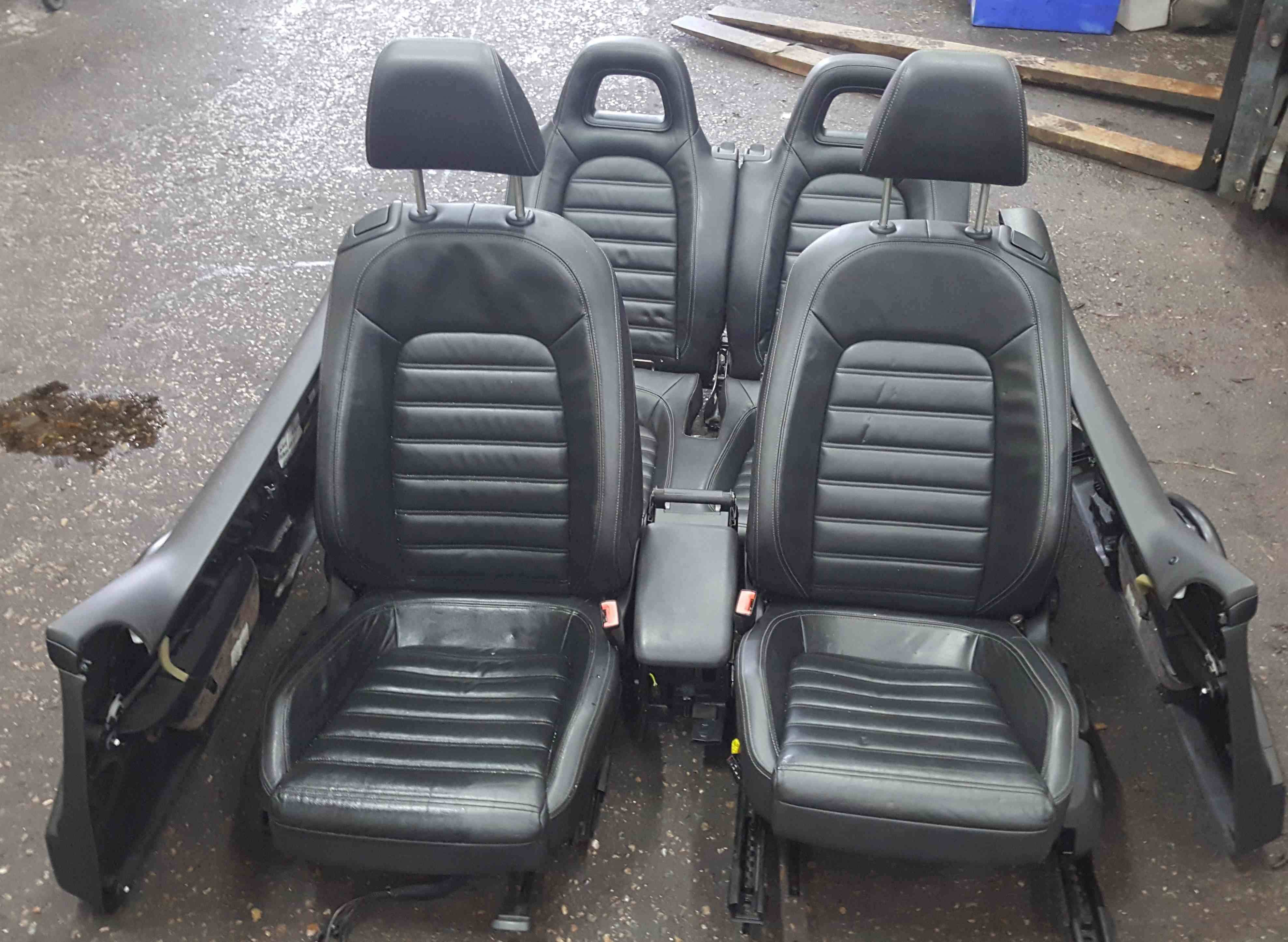 Volkswagen Scirocco 2008-2014 Full Leather Interior Black Seats Chairs 2 Cards