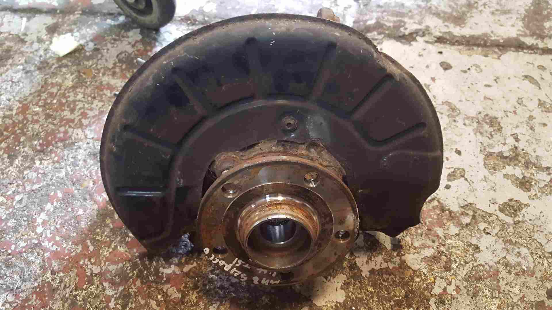 Volkswagen Scirocco 2008-2016 1.4 TSI Passenger NSF Front Wheel HUB +  Bearing