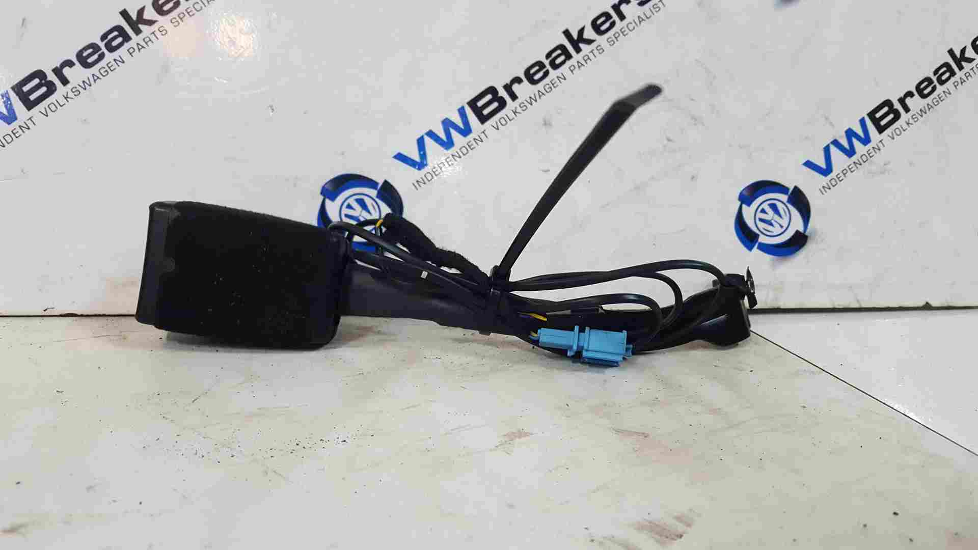 Volkswagen Scirocco 2008-2016 Passenger NSF Side Front Seat Belt Buckle