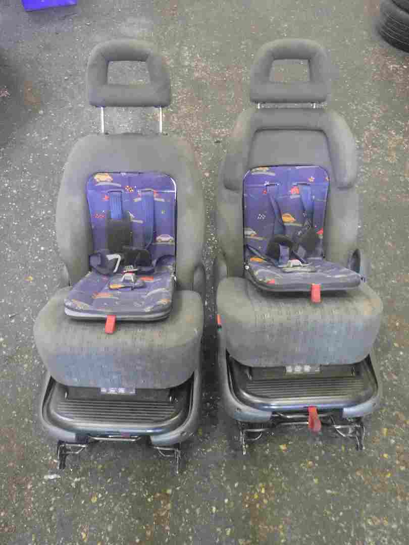 Volkswagen Sharan 2000-2003 Rear Baby Kids Booster Seats Interior Built In Pair