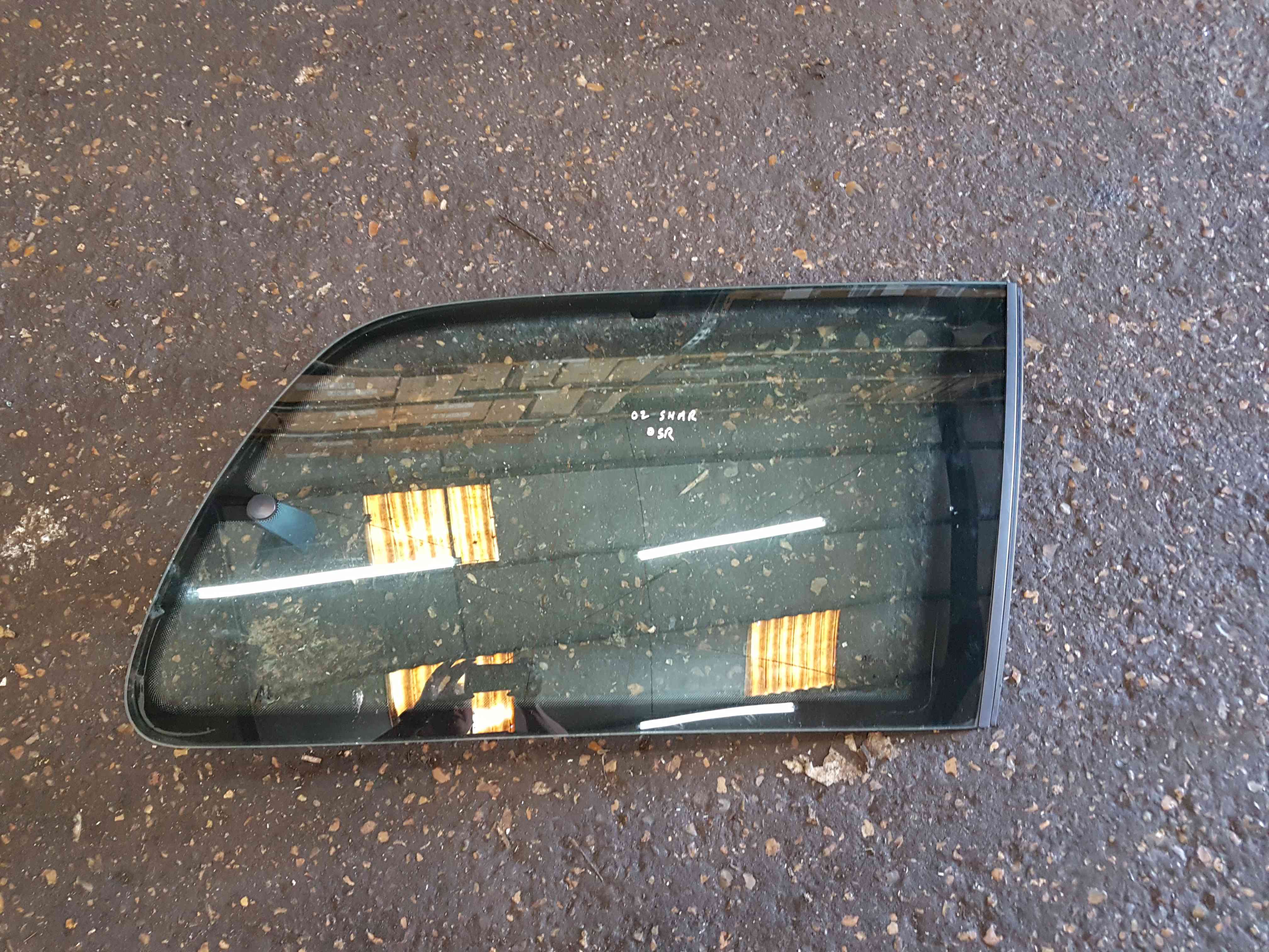 Volkswagen Sharan 2000-2009 Drivers OSR Rear Window Quarter Glass Boot