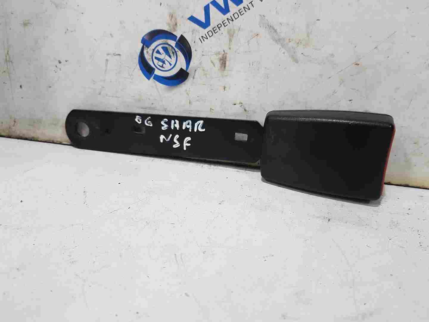Volkswagen Sharan MK1 2004-2010 Passenger NSF  Seat Belt Buckle Stalk 7M3857877