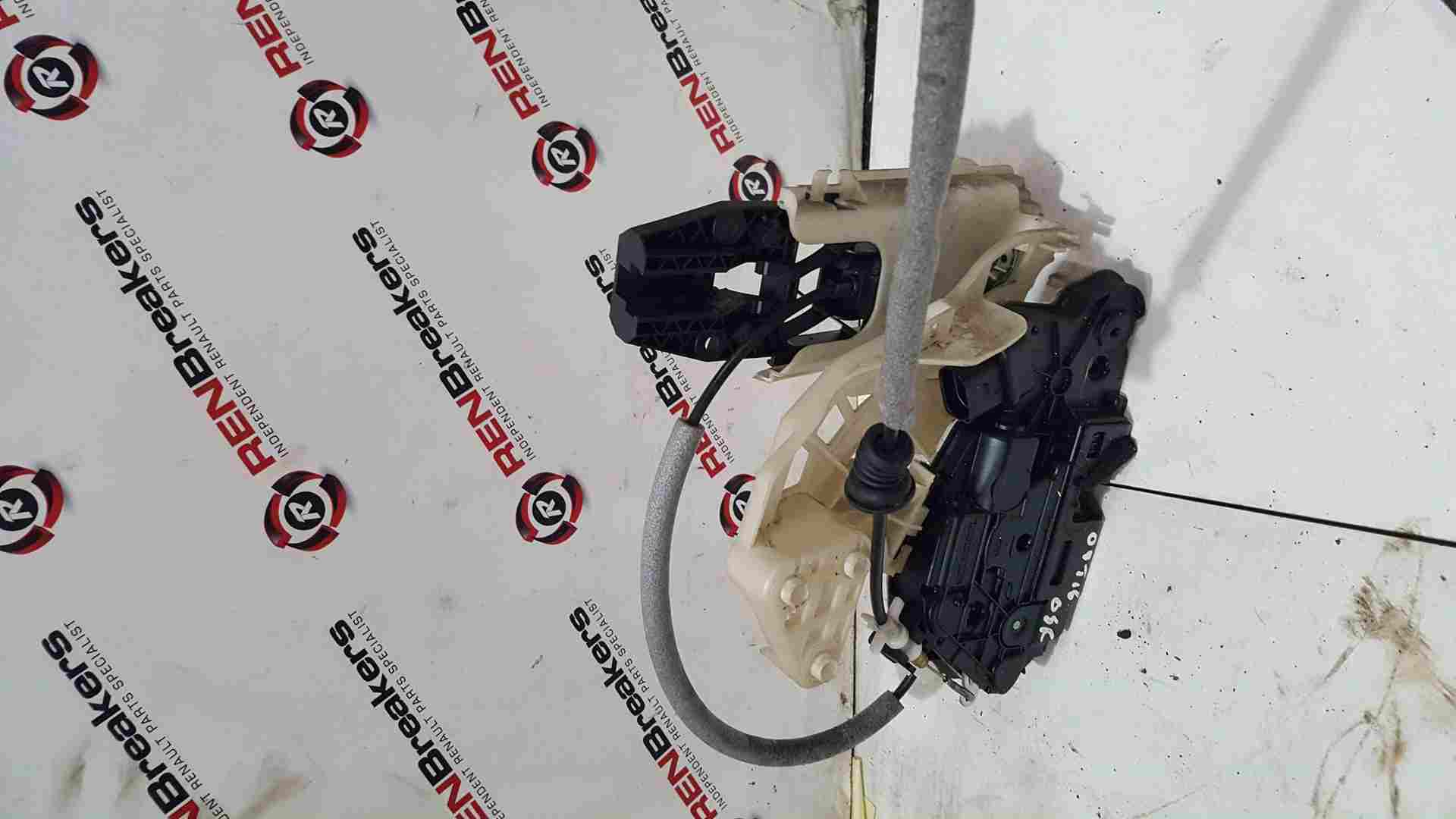 Volkswagen Tiguan 2007-2011 Drivers OSF Front Door Lock Mechanism 5N2837016A