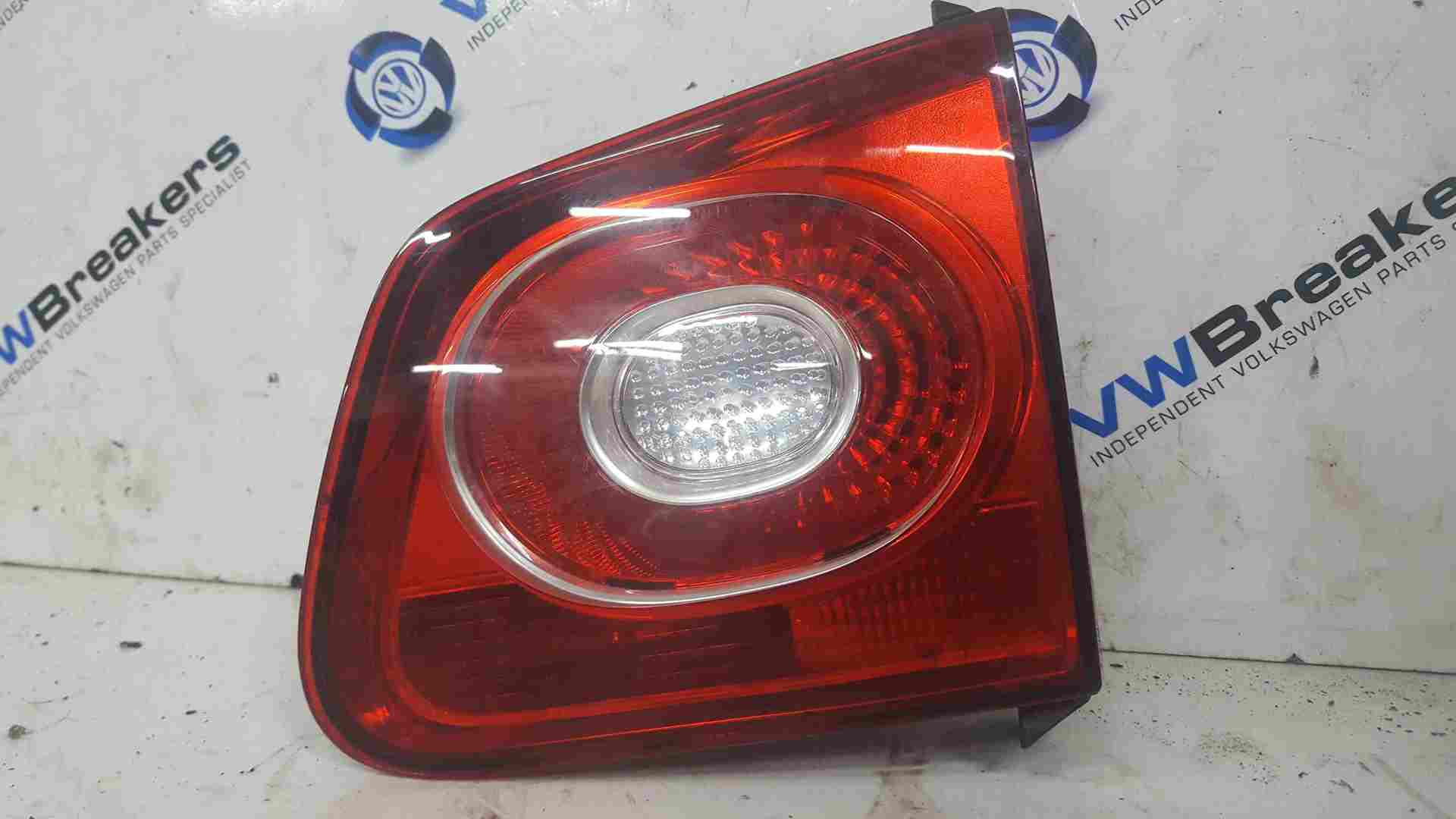 Volkswagen Tiguan 2007-2011 Drivers OSR Rear Inner Boot Light 5N0945094c