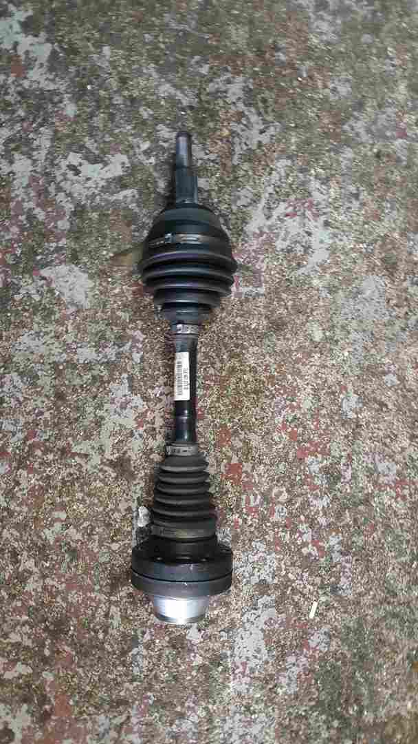 Volkswagen Touareg 2002-2007 2.5 TDi Passenger NSF Front Driveshaft Auto