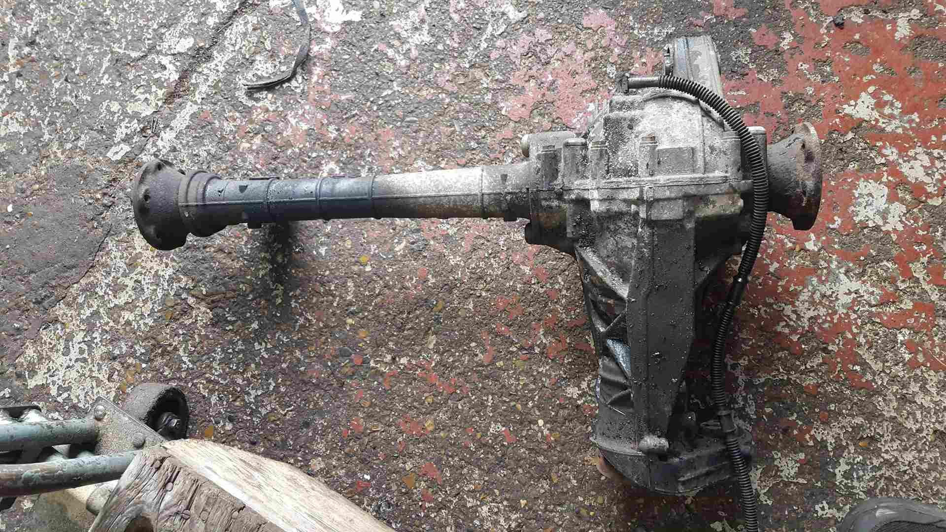 Volkswagen Touareg 2002-2007 3.0 TDI Front Differential Diff With Shaft