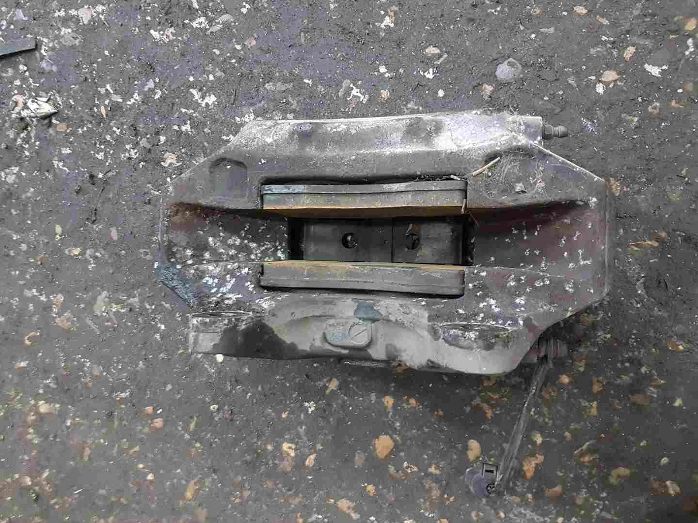 Volkswagen Touareg 20022007 3.0 TDI Passenger NSF Front Brake Caliper