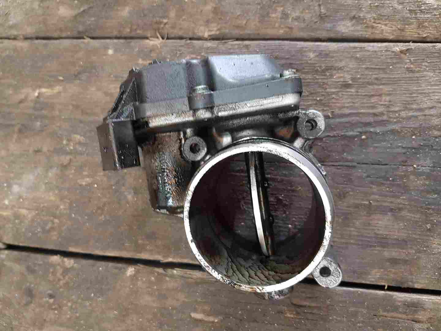 Volkswagen Touareg 2002-2007 3.0 TDI V6 Throttle Body BKS