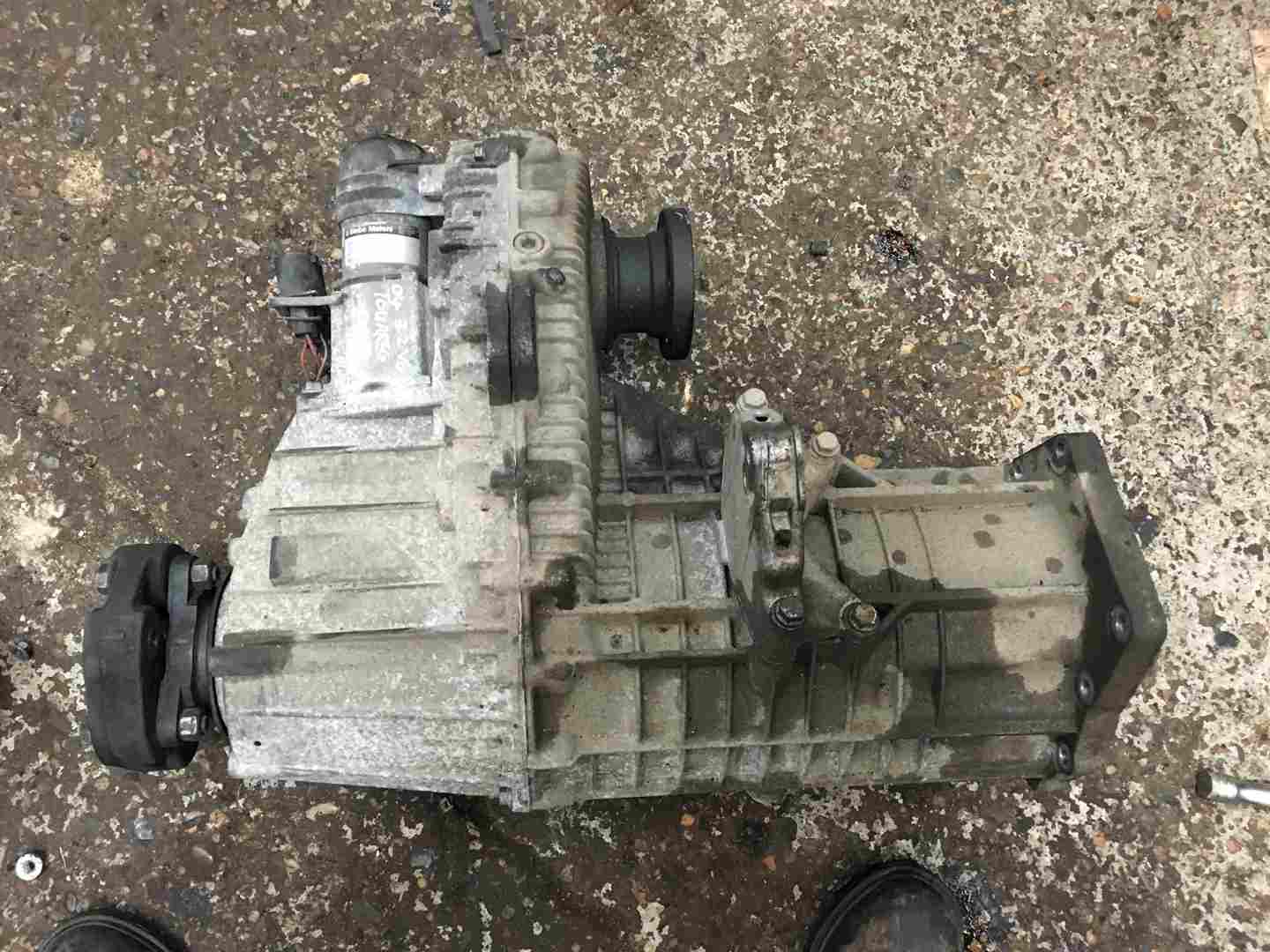 Volkswagen Touareg 2002-2007 3.2 V6 Automatic Gearbox Stepper Motor GLJ