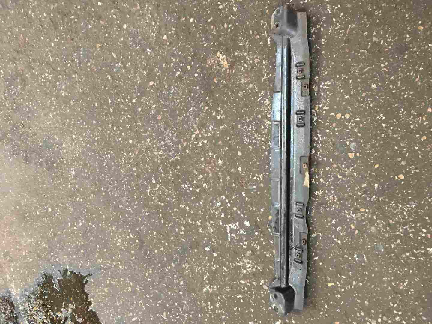 Volkswagen Touareg 2002-2007 3.2 V6 Front Radiator Support Cross Memeber