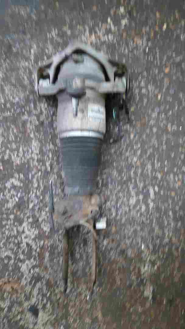 Volkswagen Touareg 2002-2007 5.0 V10  NSF Front AIR Spring Damper 7L6412021t