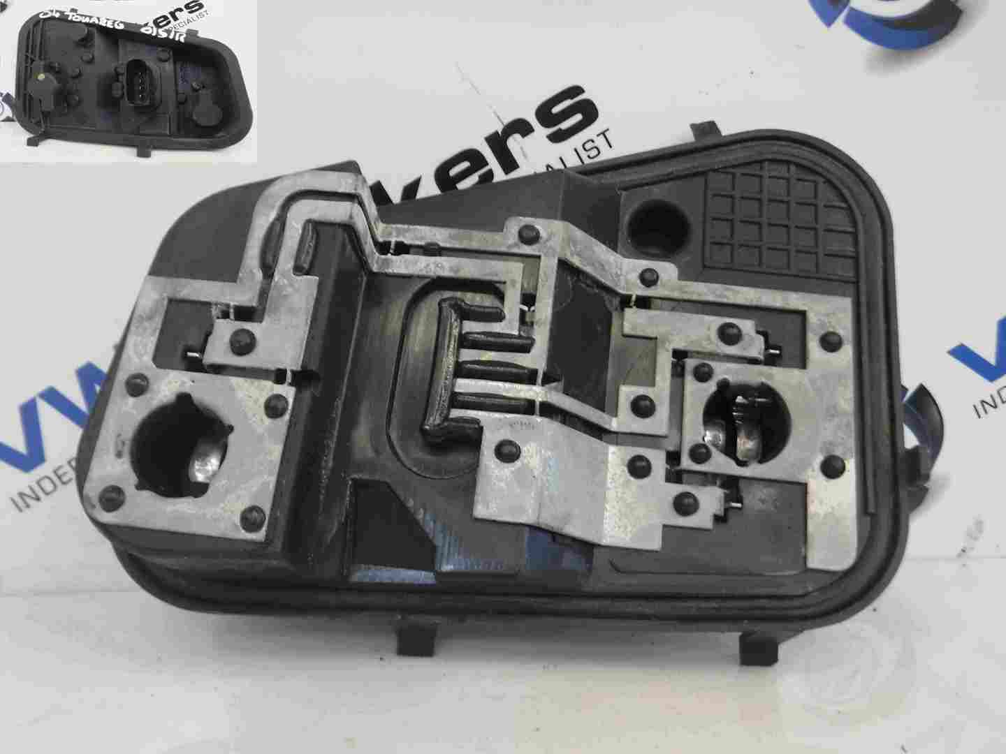 Volkswagen Touareg 2002-2007 Body Drivers OSR Rear Bulb Holder 7L6945258