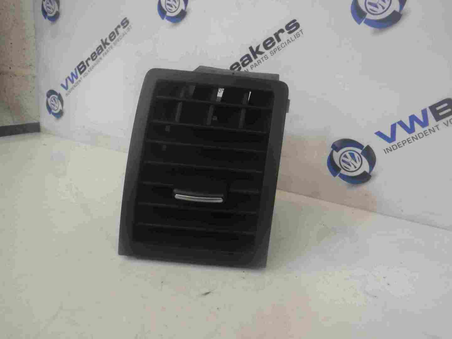 Volkswagen Touareg 2002-2007 Drivers OSF Front Heater Vent 7L6819703
