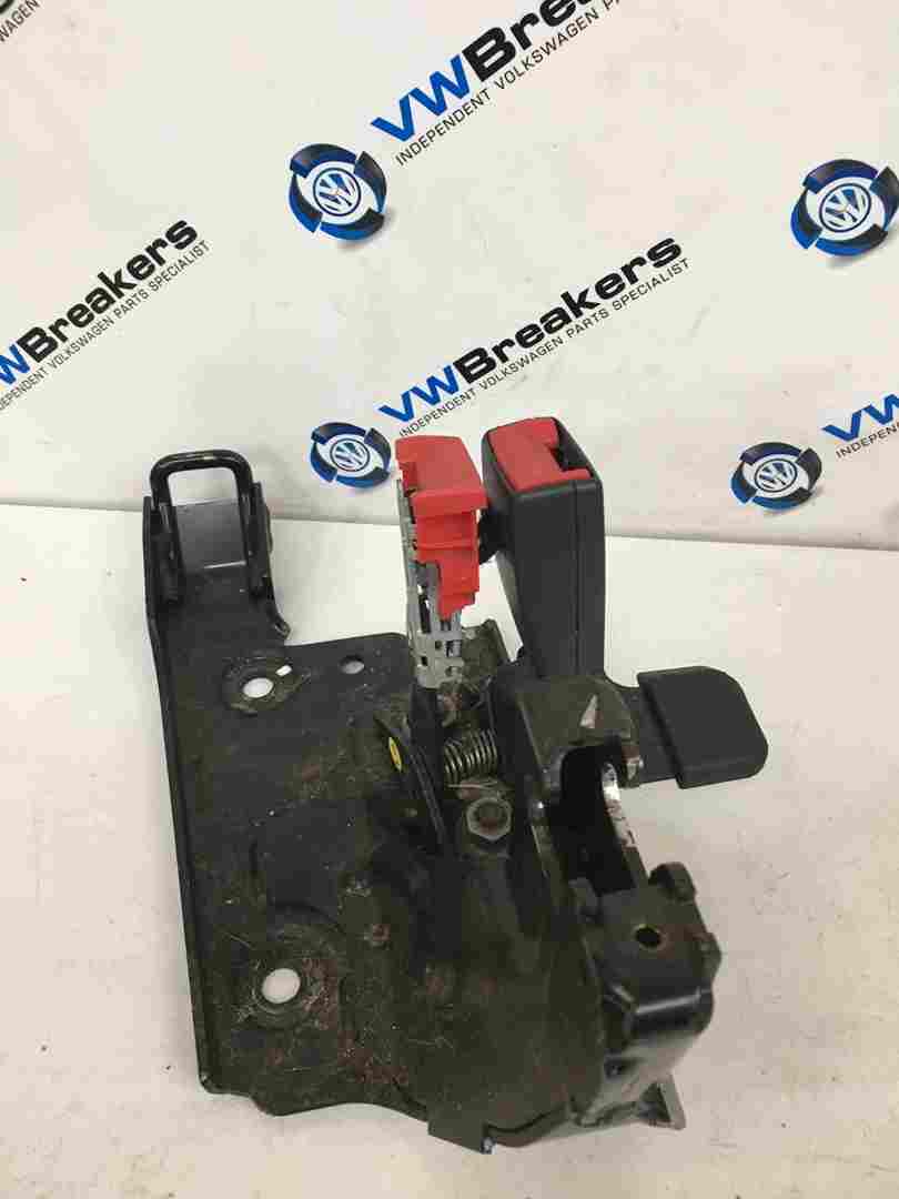 Volkswagen Touareg 2002-2007 Drivers OSR Rear Seat Belt Buckle Anchor Clip