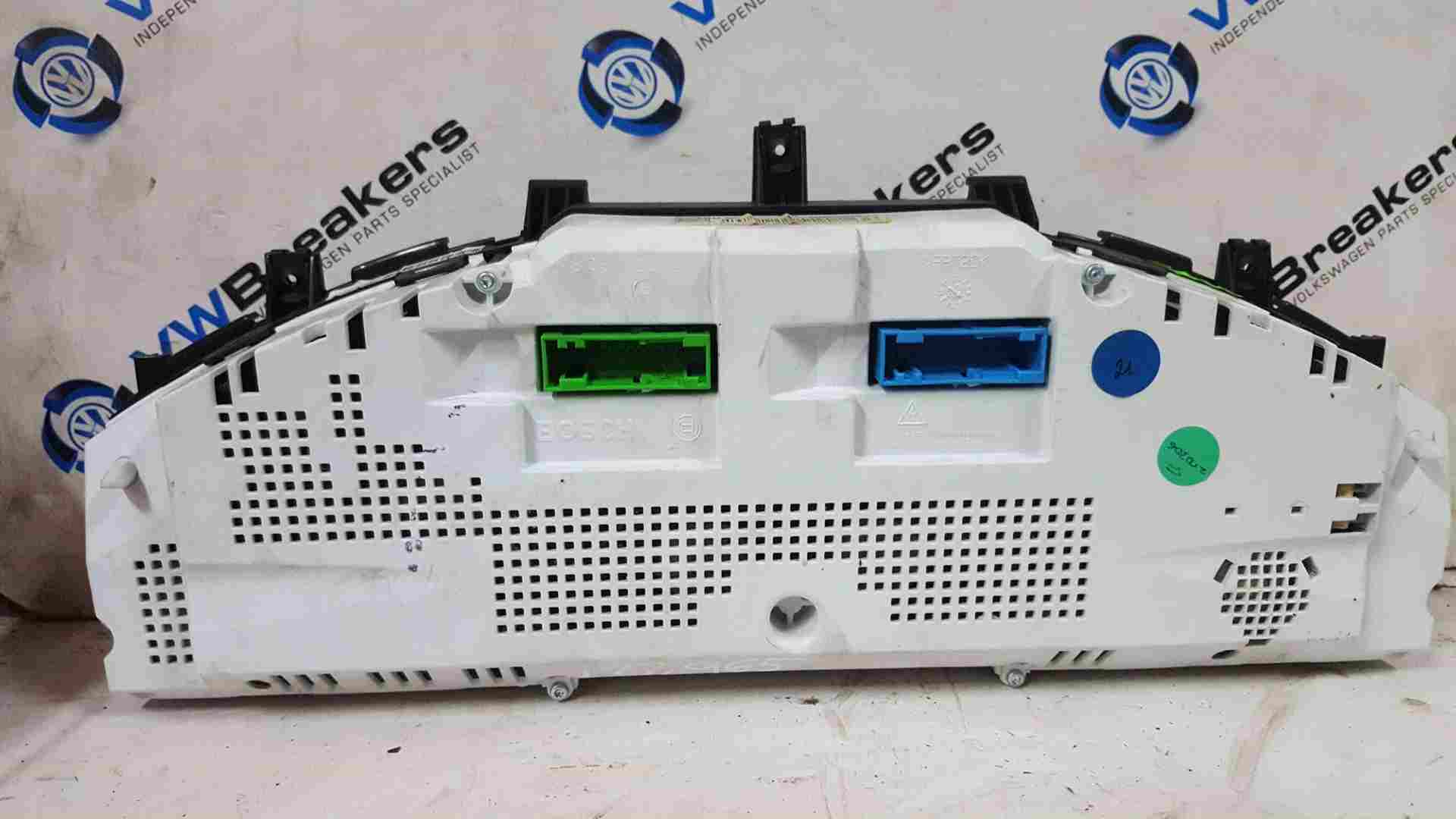 Volkswagen Touareg 2002-2007 Instrument Panel Dials Gauges Clocks Cluster