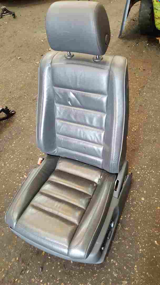 Volkswagen Touareg 2002-2007 Passenger Front Leather Seat Ns Seat Dark Grey
