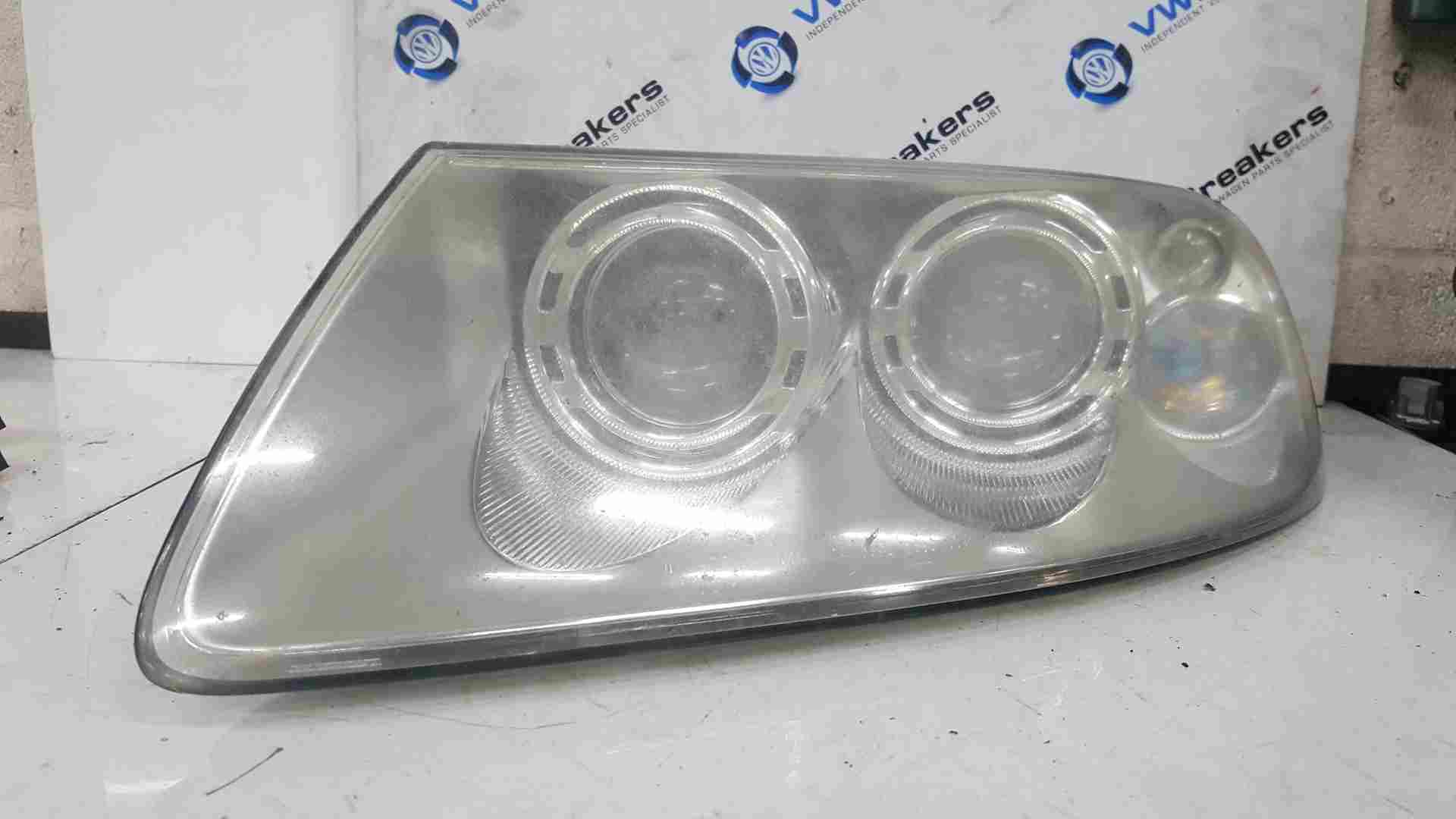 Volkswagen Touareg 2002-2007 Passenger Side Headlight NSF Ns 7L6941016bd Xenon