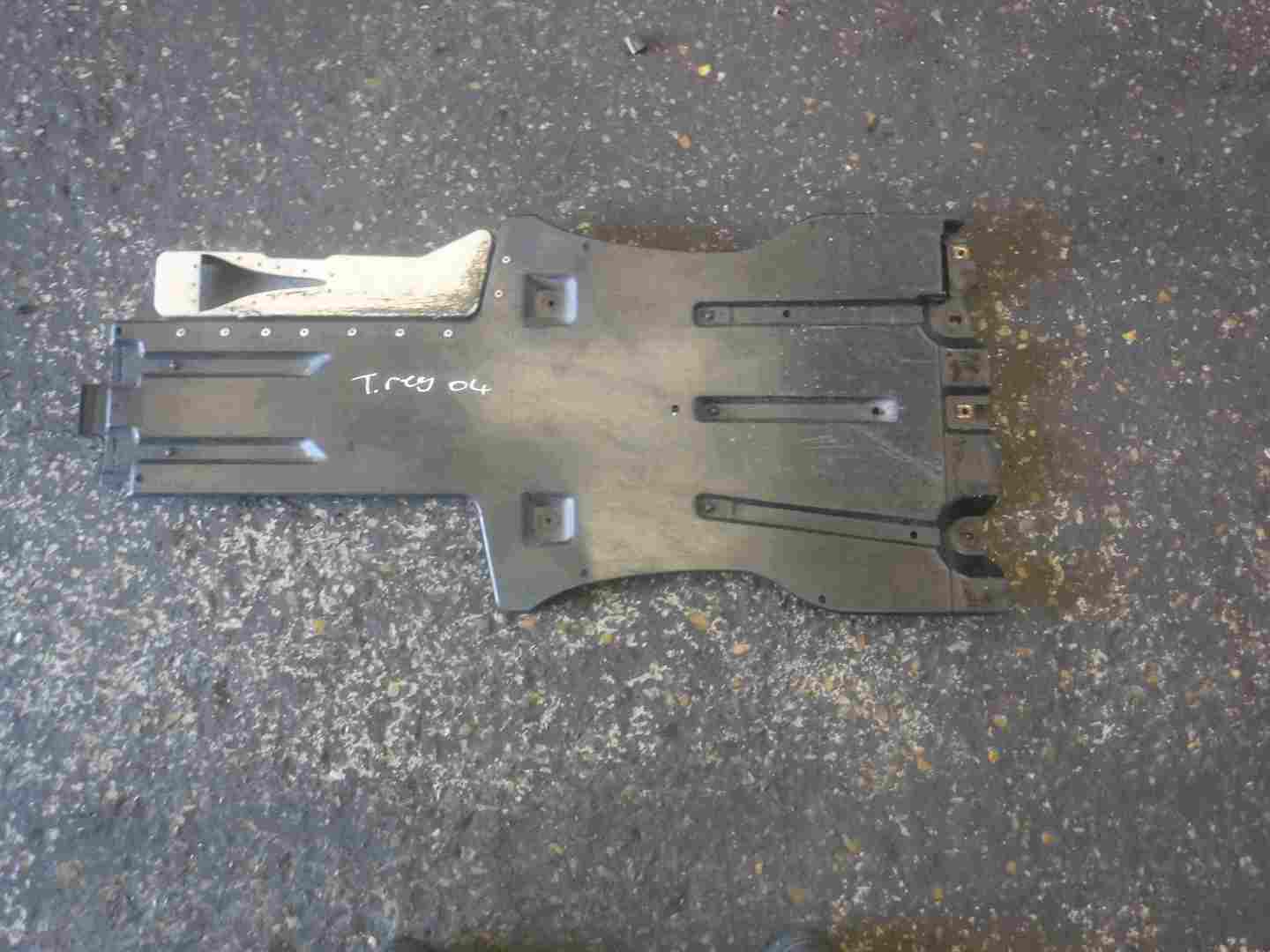 Volkswagen Touareg 2003-2007 2.5 TDi Engine + Radiator Undertray Cover 7L082585B