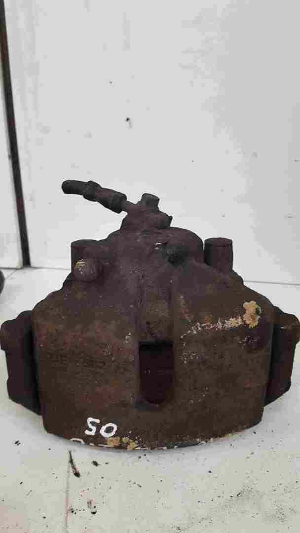Volkswagen Touran 2003-2006 2.0 TDi Drivers OSF Front Brake Caliper