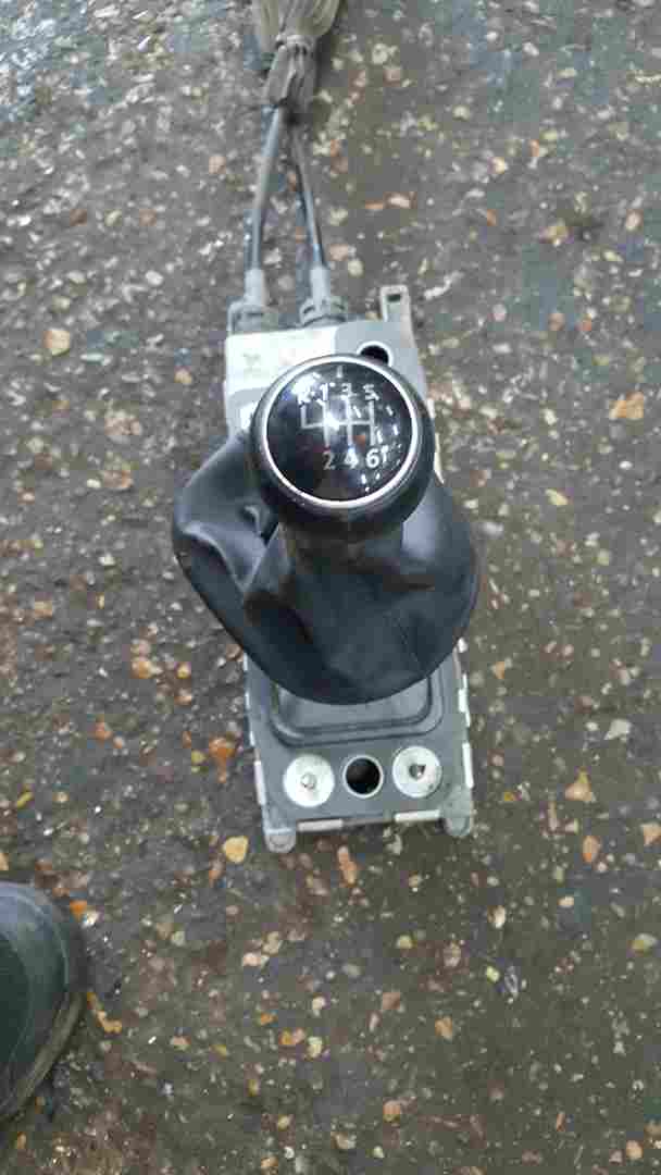 Volkswagen Touran 2003-2006 6 Speed Gearstick Mechanism Linkages Cables