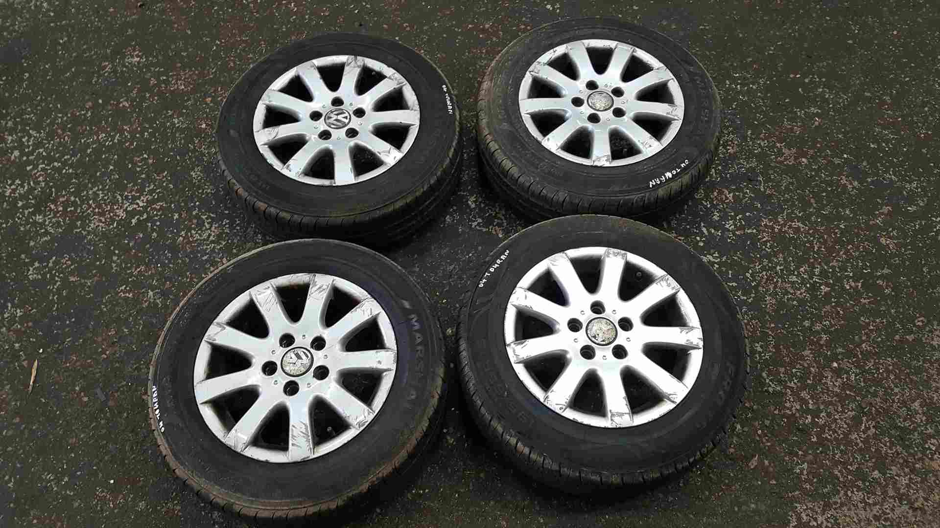 Volkswagen Touran 2003-2006 Alloy Wheels SET X4 15Inch 3/5