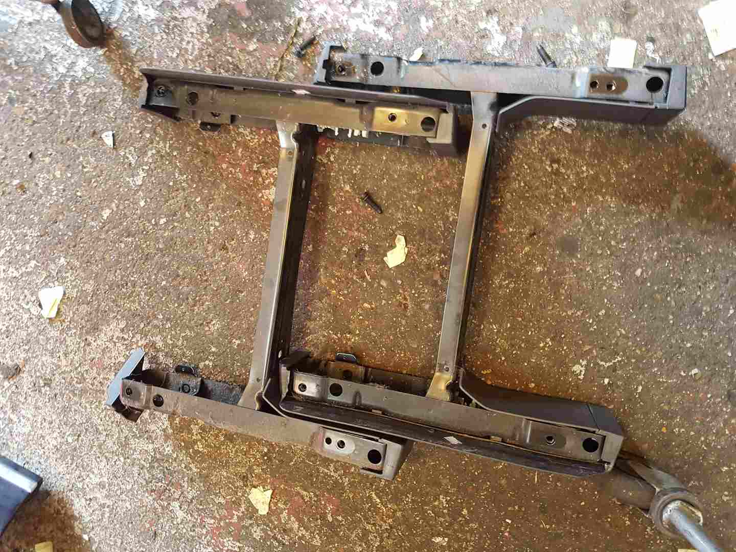 Volkswagen Touran 2003-2006 Drivers OSF Passenger NSF Seat Base