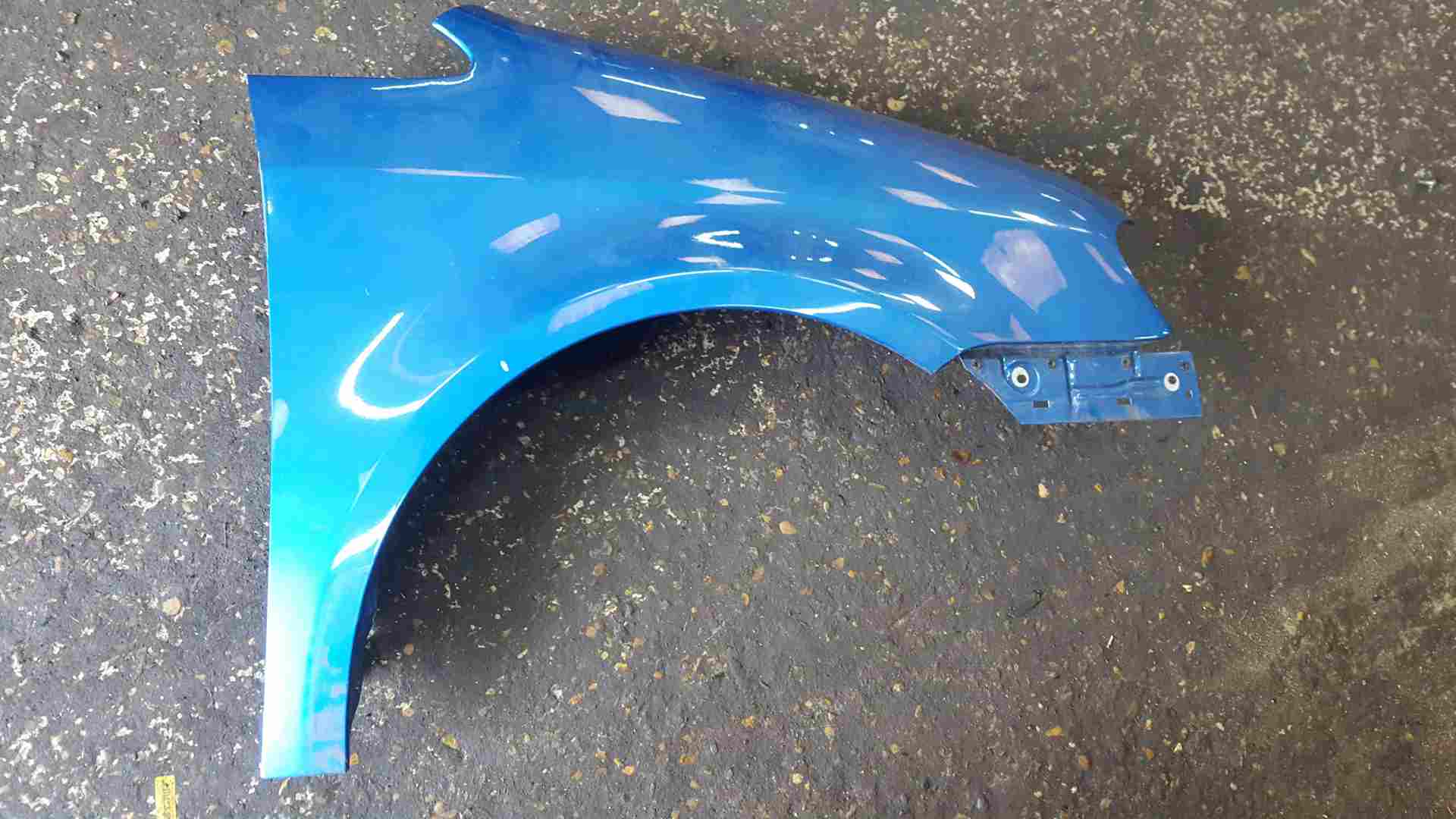 Volkswagen Touran 2003-2006 Drivers Os OSF Wing Quarter Panel La5x