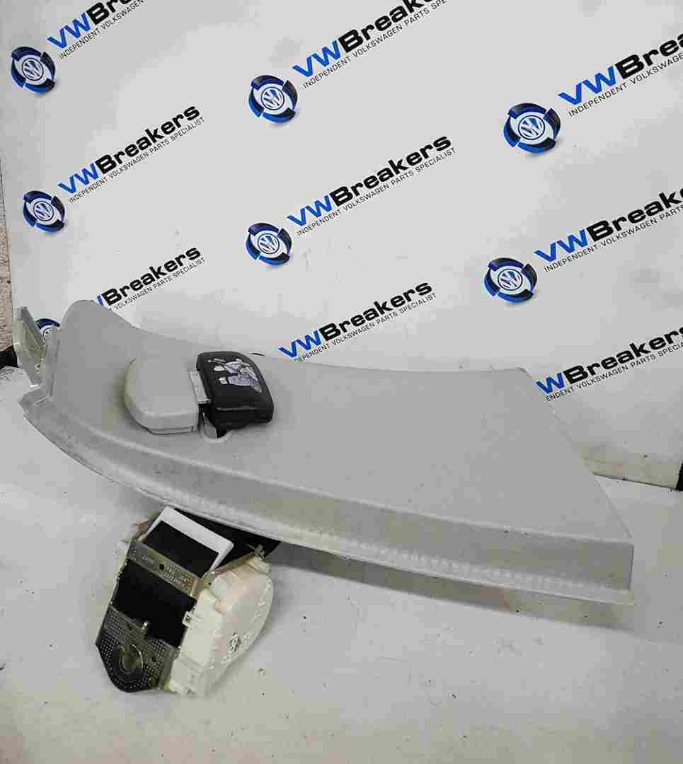 Volkswagen Touran 2003-2006 Passenger NSR Rear Boot Seat Belt + Panel
