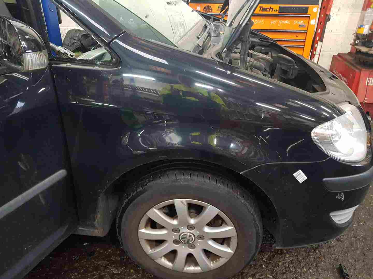 Volkswagen Touran 2006-2010 Drivers Os Wing Black Lc9X