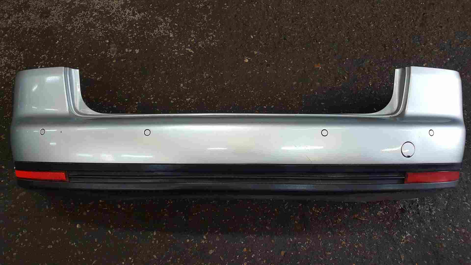 Volkswagen Touran 2006-2010 Rear Bumper Silver La7w Reversing Sensors
