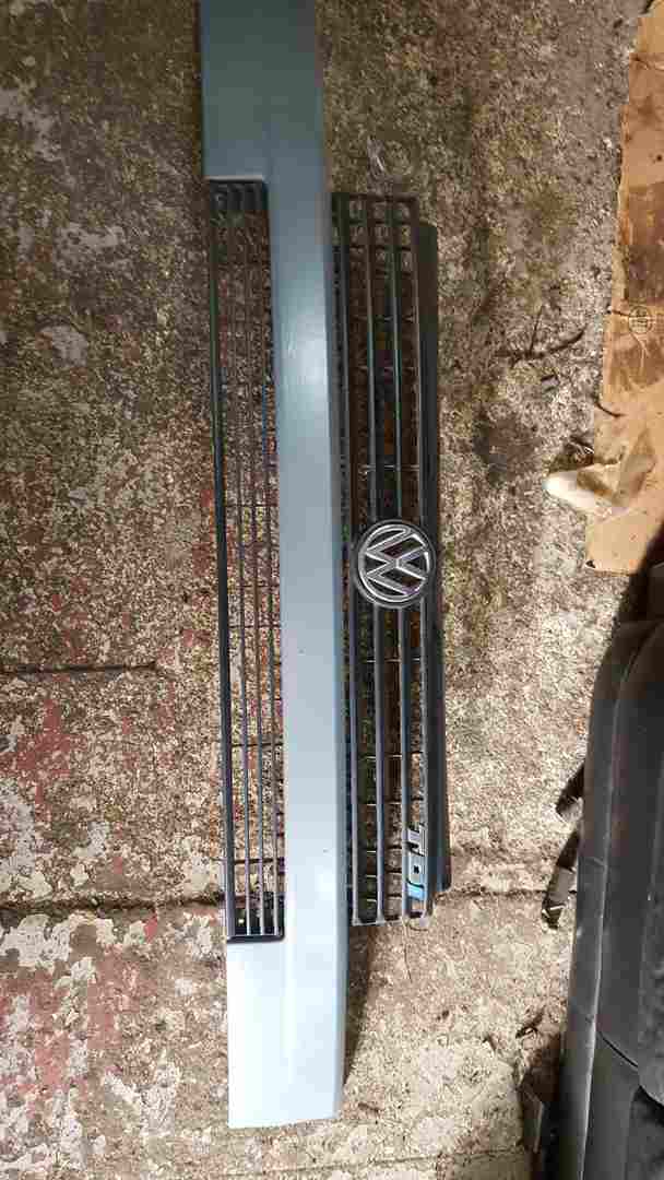 Volkswagen Transporter  T4 Front Grill MK2 1995-2003 701853653F