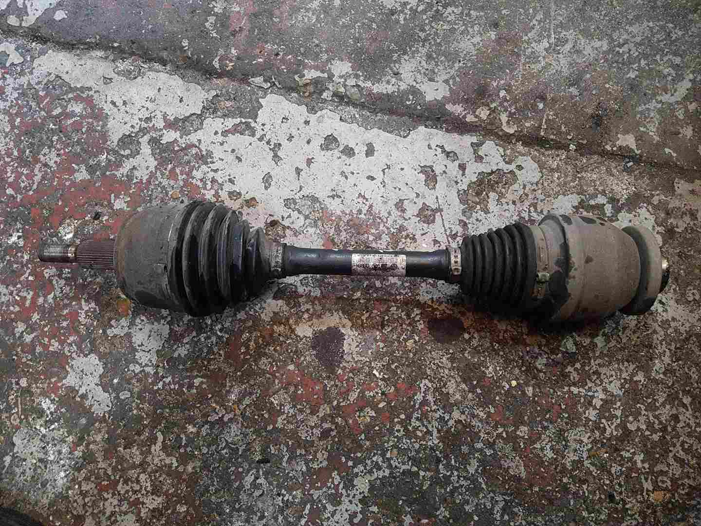 Volkswagen Transporter T5 2003-2009 2.5 TDI Passenger NSF Front Driveshaft