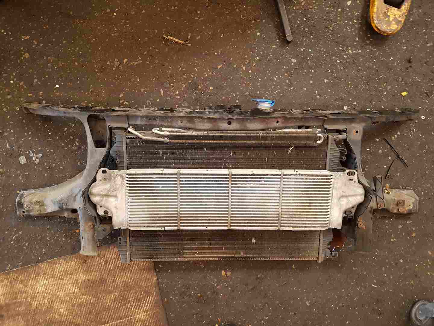 Volkswagen Transporter T5 2003-2009 Engine Radiator FAN 1.9 Diesel AXB