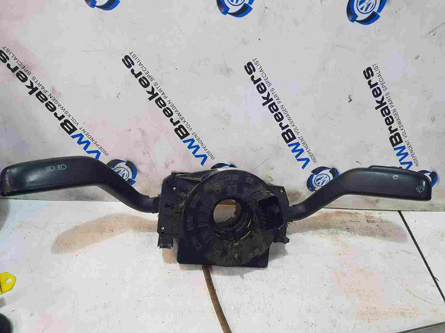 Volkswagen Transporter T5 2003-2009 Steering Wheel Controls Switch Clock Spring