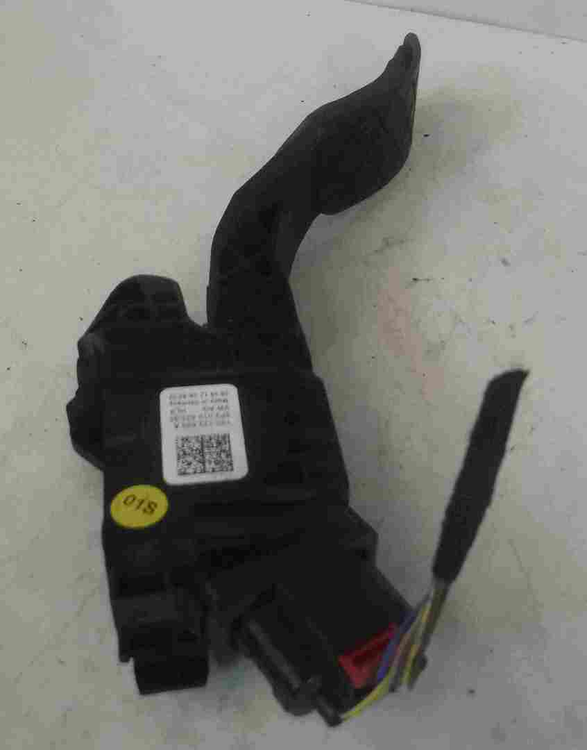 Volkswagen UP 2011-2017 Accelerator Pedal Throttle 1S2723503A