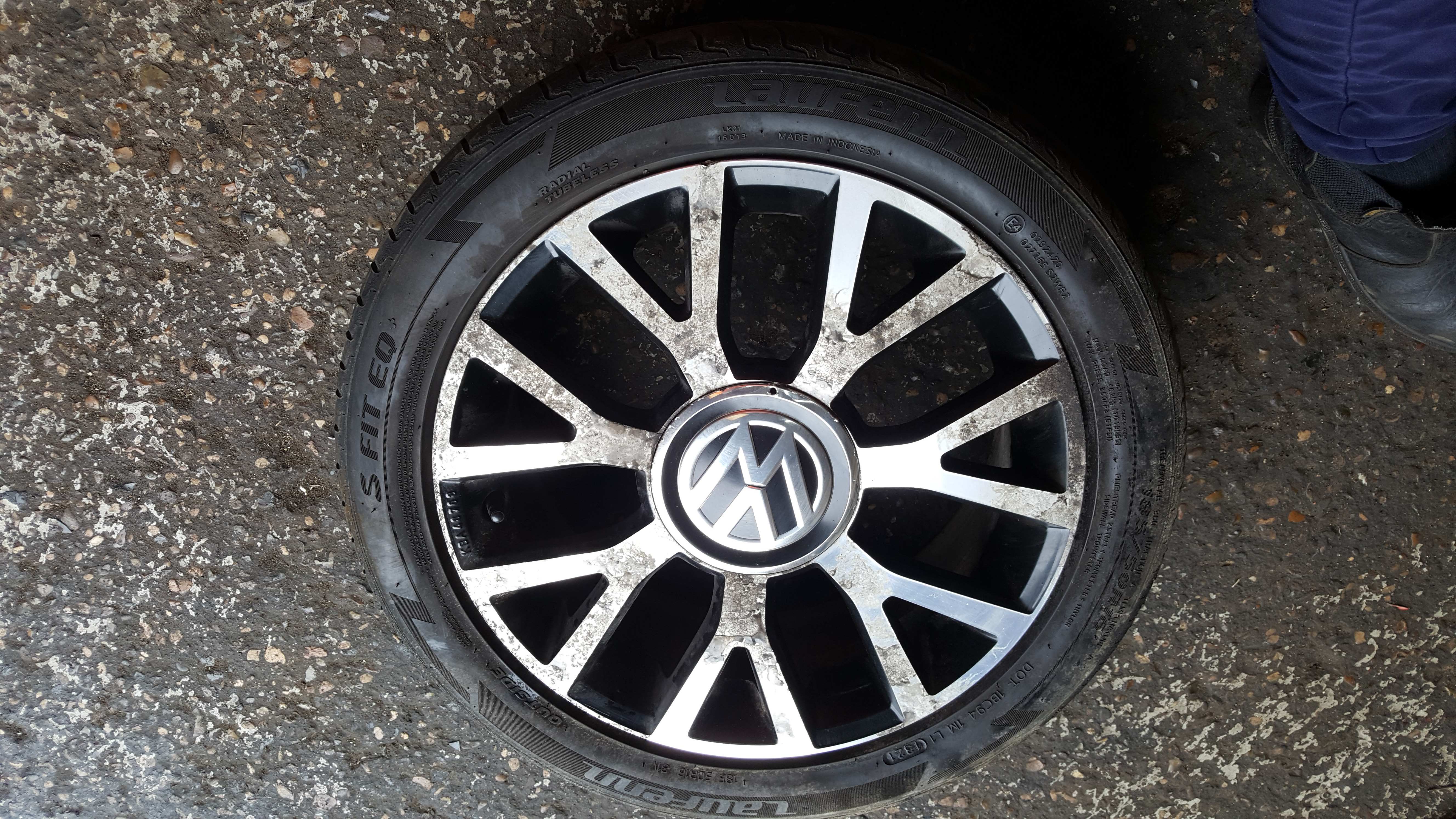 Volkswagen UP 2011-2017 Alloy Wheel 16inch 1s0071496 2/5