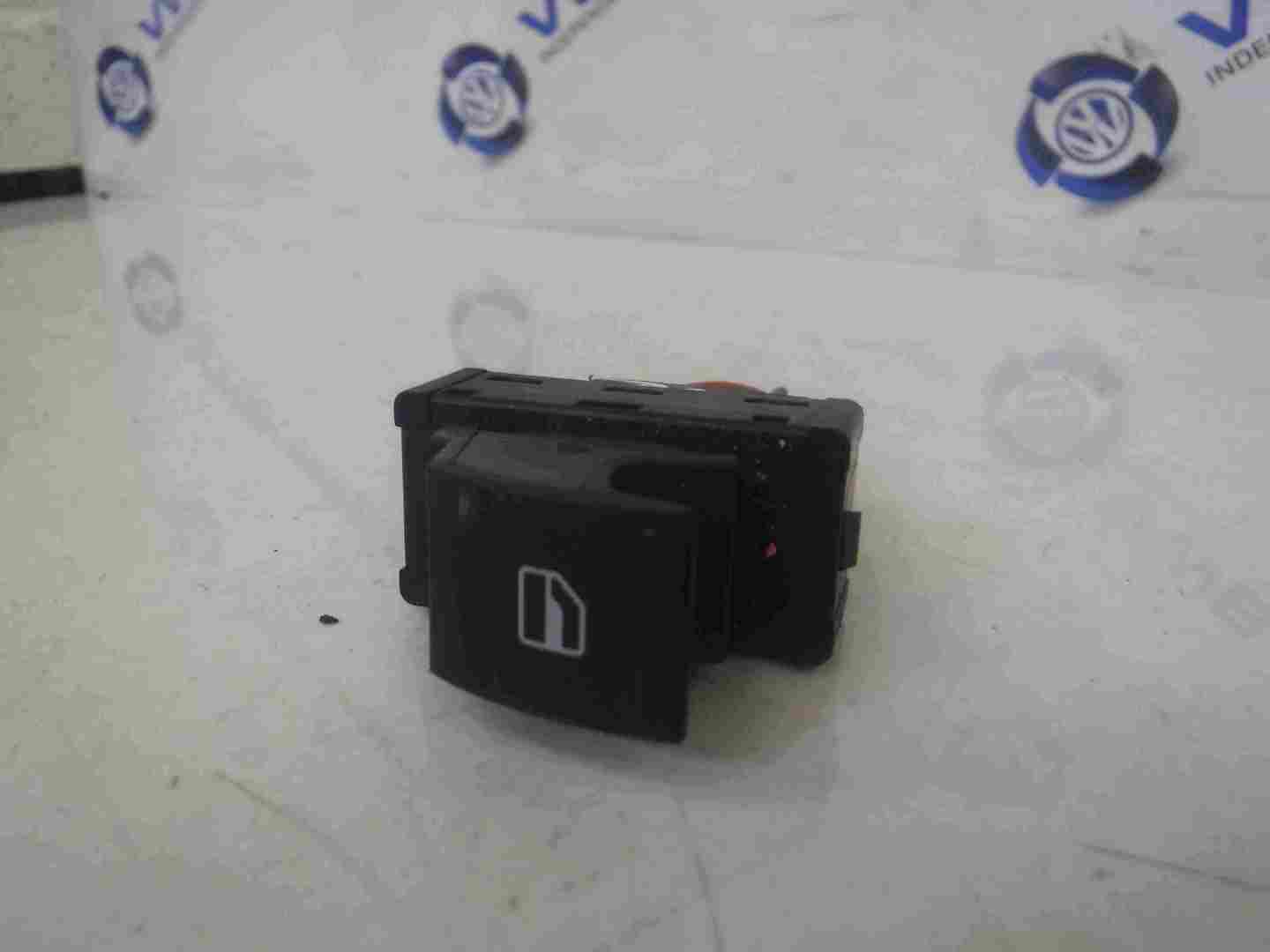 Volkswagen UP 2011-2017 Drivers OSF Front Window Switch
