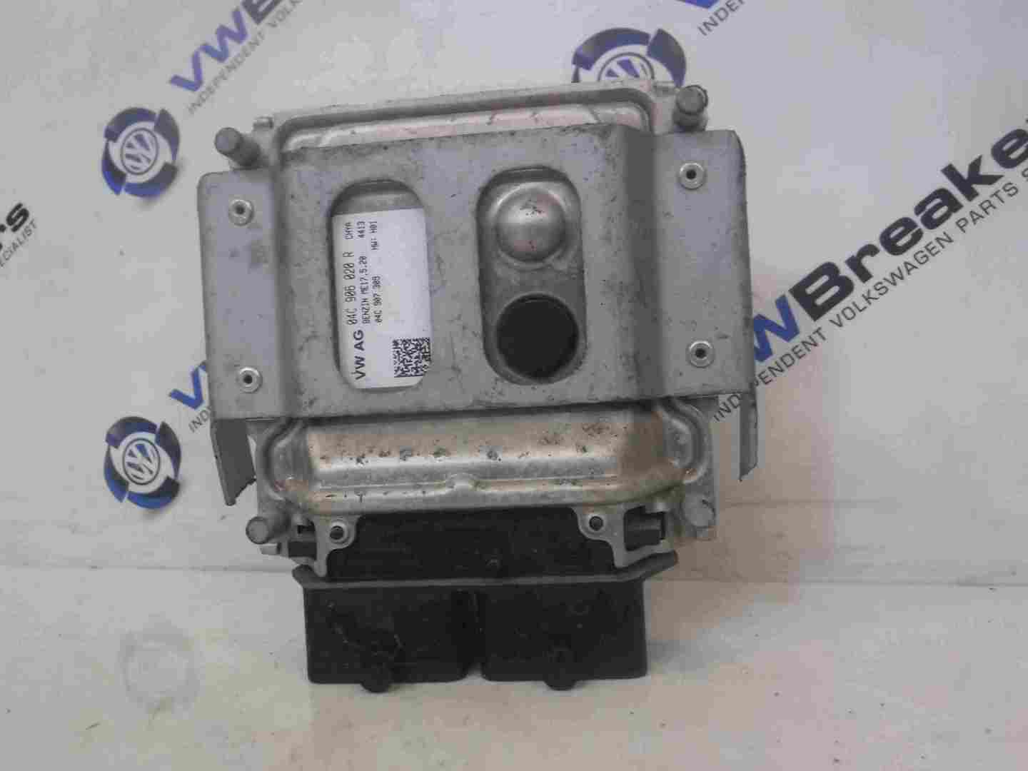 Volkswagen Up 2011-2017 Engine Control Unit 04C906020