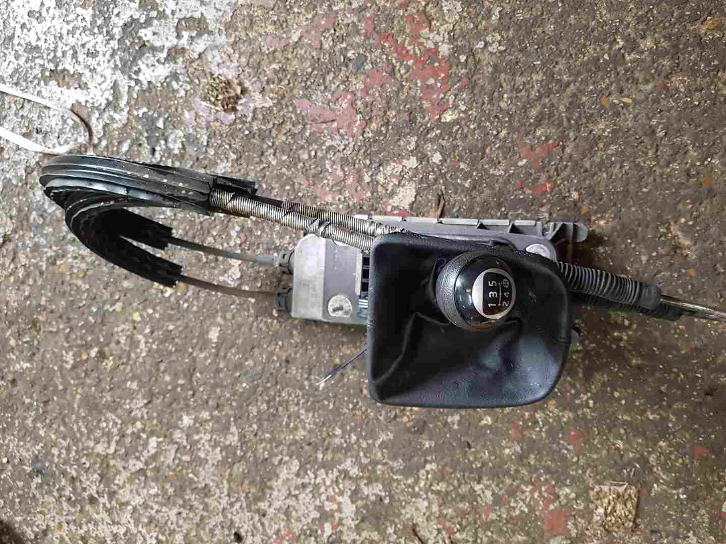 Volkswagen Up 2011-2017 Gearstick Mechanism + Cables 1S0711061A