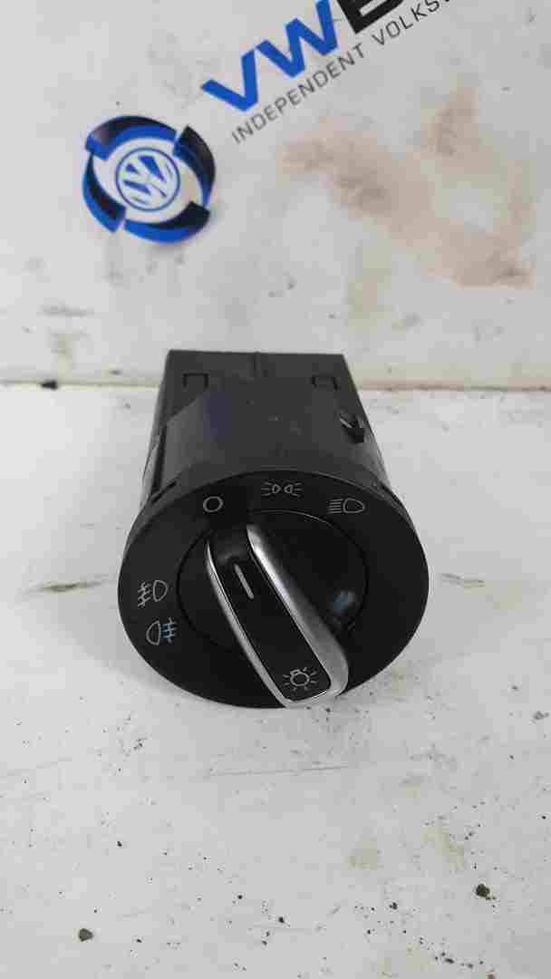 Volkswagen Up 2011-2017 Headlight Adjuster Panel With Chrome 6R0941531G