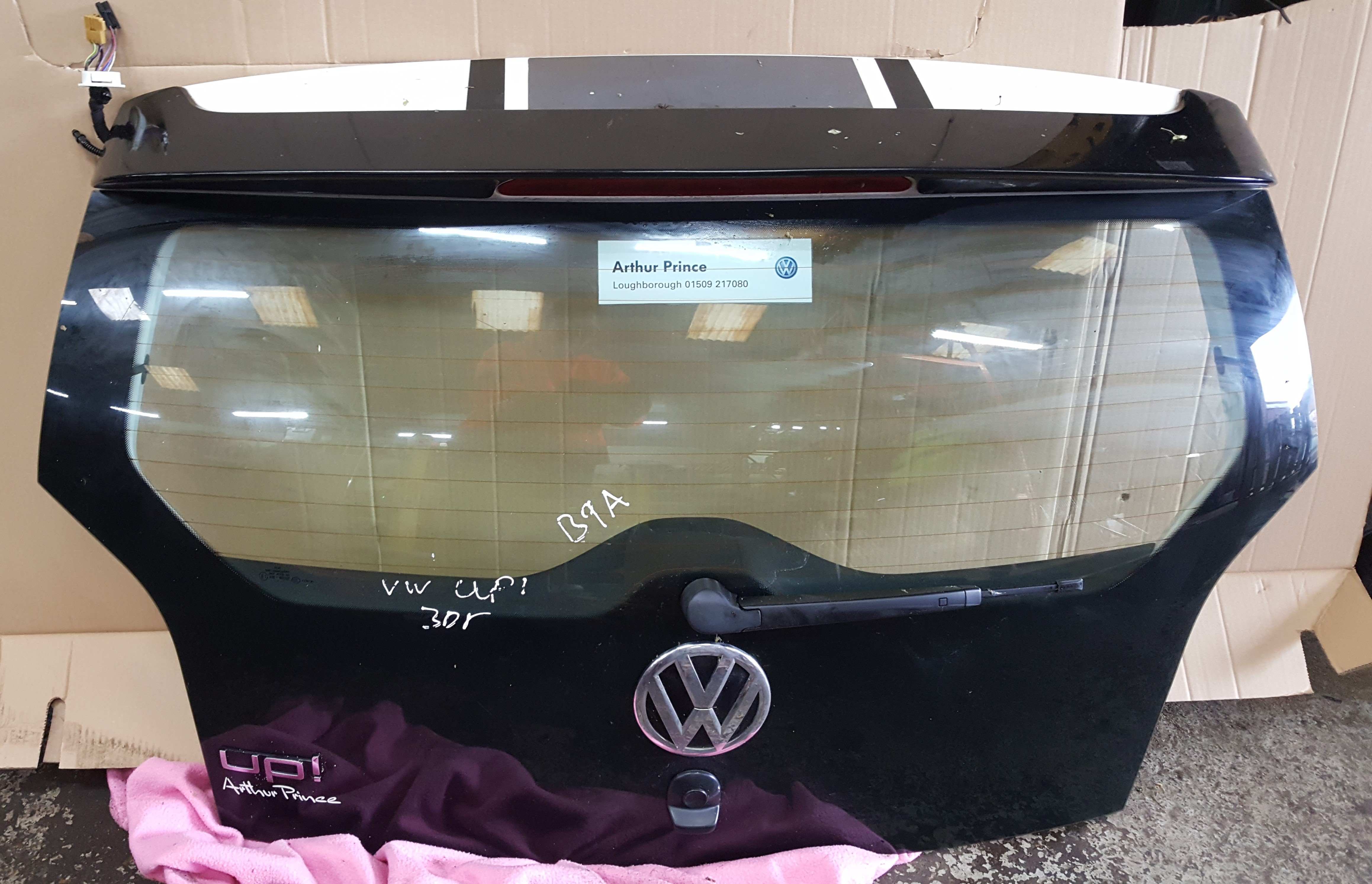 Volkswagen Up 2011-2017 White LB9A Boot Llid Hatch Glass